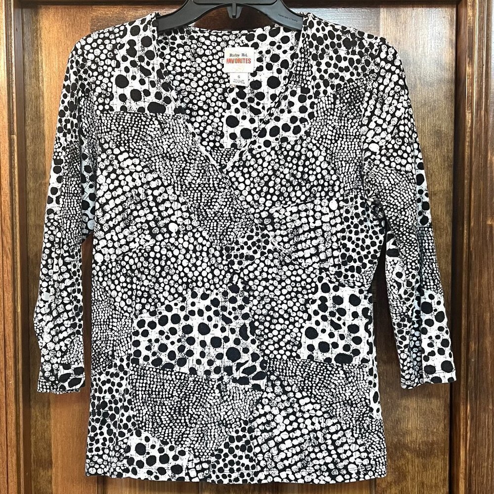 Ruby Rd. Favorites Women's 3/4 Sleeve V‎ Neck Cotton Knit Sz S EUC